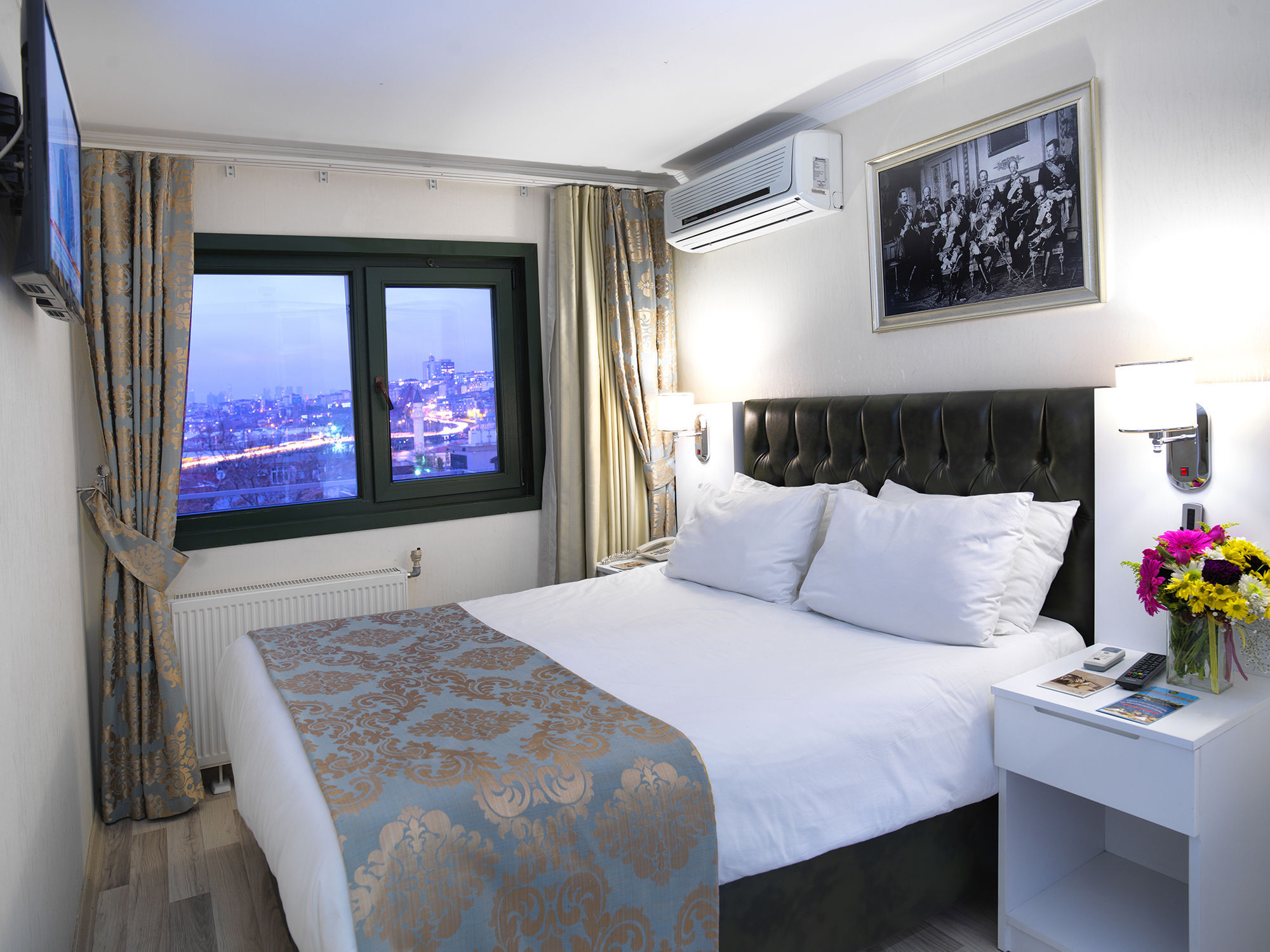 Monarch 3* Istambul